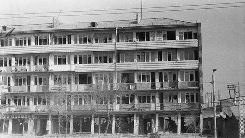 Работа в зоне бедствия (Ленинаканский дневник). Часть 11. Энтузиазм против бюрократии