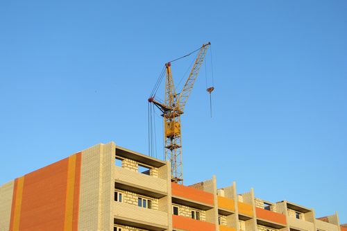 Тактическая, но не достаточная. Господдержки стройотрасли не хватит на всех