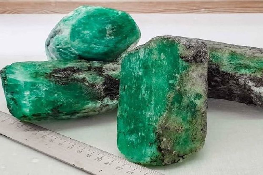 Это зеленое чудо природы – изумруд. Часть 2. Малышевское месторождение. Особо значимые находки