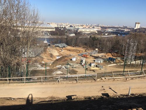 Частные инвестиции: почему стройки дорожают, как государство пытается их спасать и договариваться с инвесторами