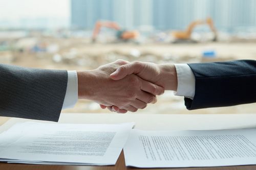 Договор подряда: что должно быть в документе, советы юриста